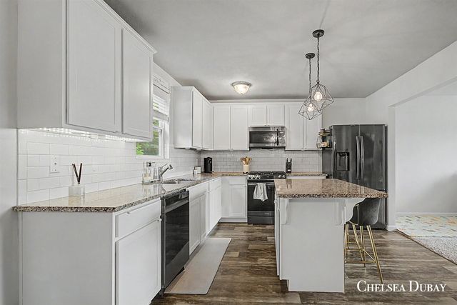 4887 Meadow Brown Drive, Hudsonville, MI 49426