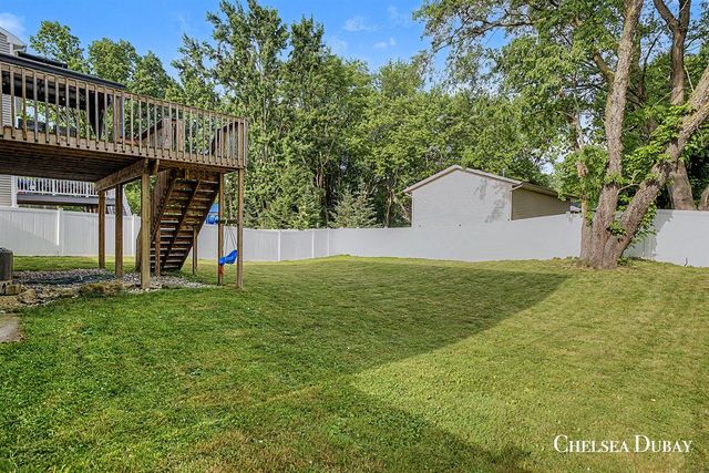 4887 Meadow Brown Drive, Hudsonville, MI 49426