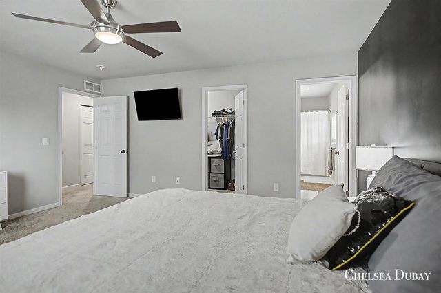 4887 Meadow Brown Drive, Hudsonville, MI 49426