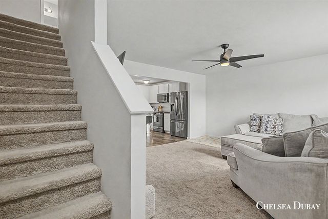 4887 Meadow Brown Drive, Hudsonville, MI 49426