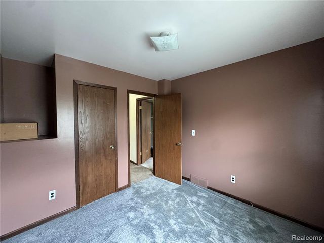 32520 Sutton Road, Chesterfield, MI 48047