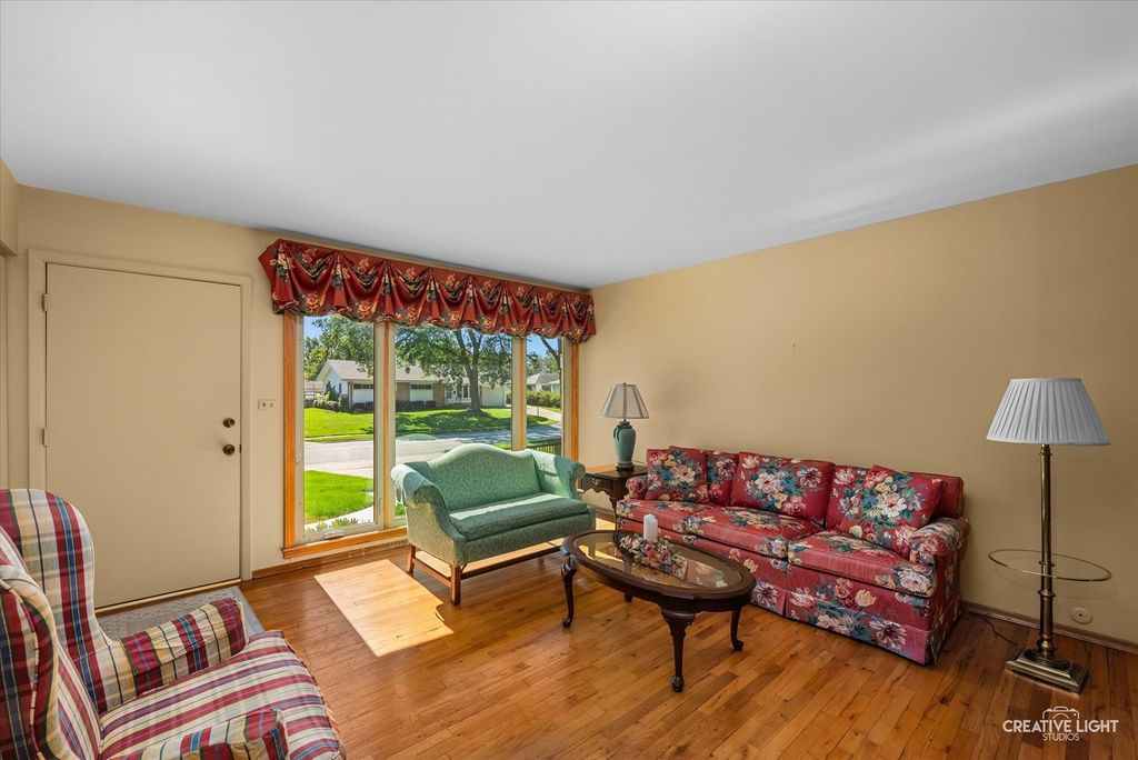 160 Forest Park Lane, Hoffman Estates, IL 60169 — photo 4