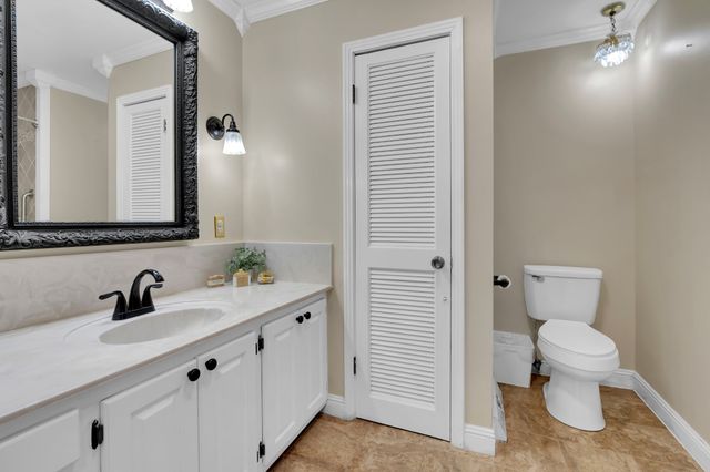 102 Jefferson Dr, Columbia, TN 38401