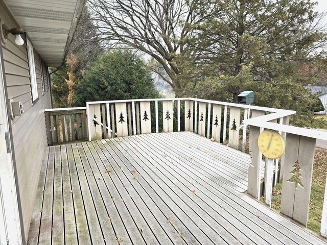 2740 S Nakoma Court, Beloit, WI 53511