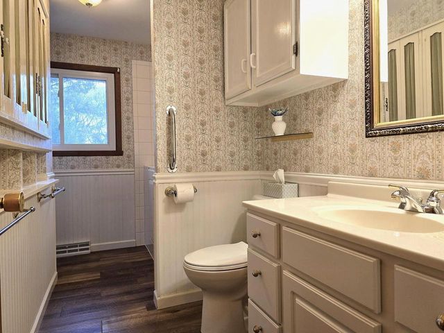 2740 S Nakoma Court, Beloit, WI 53511