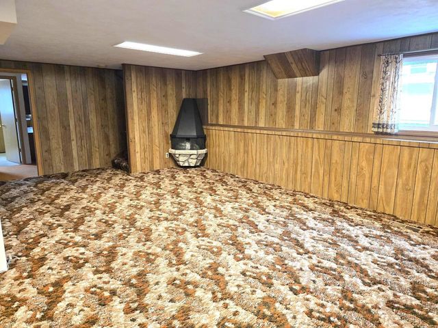 2740 S Nakoma Court, Beloit, WI 53511