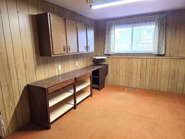 2740 S Nakoma Court, Beloit, WI 53511