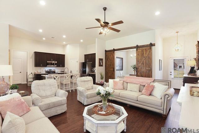 18199 Terraceside Dr, Prairieville, LA 70769