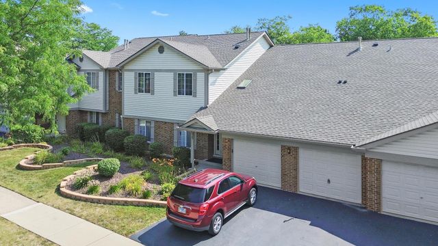 1505 MERCURY Drive 6, Schaumburg, IL 60193