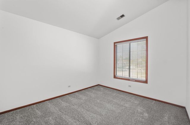 1505 MERCURY Drive 6, Schaumburg, IL 60193