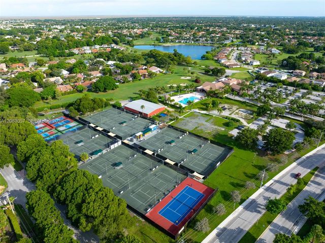 8308 NW 74th Street, Tamarac, FL 33321