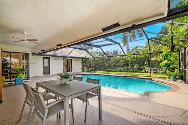 8308 NW 74th Street, Tamarac, FL 33321