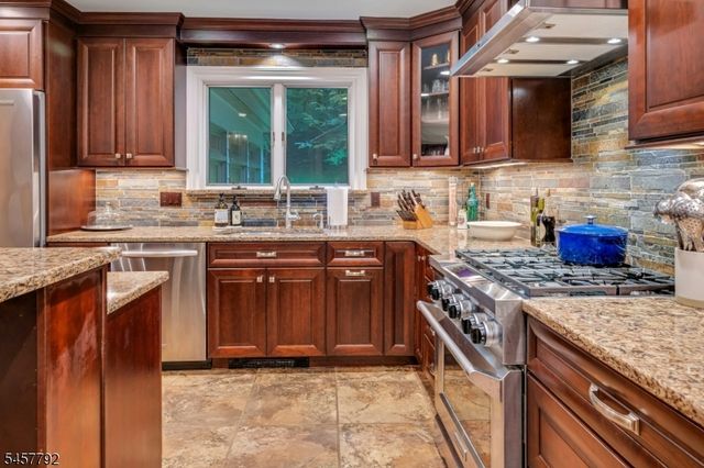 55 Cheyenne Trl, Sparta Twp., NJ 07871