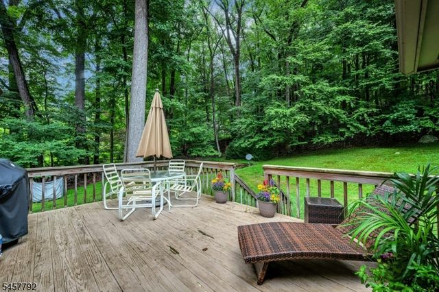 55 Cheyenne Trl, Sparta Twp., NJ 07871