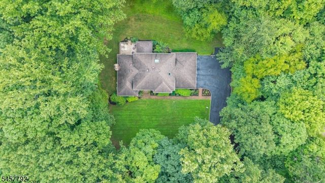 55 Cheyenne Trl, Sparta Twp., NJ 07871