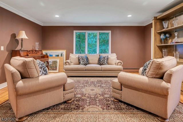 55 Cheyenne Trl, Sparta Twp., NJ 07871