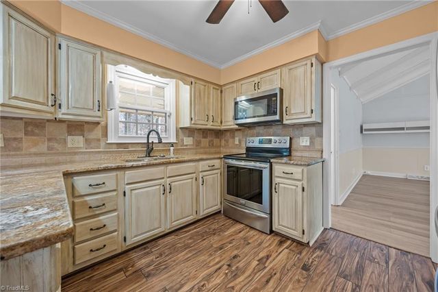 1706 Lazy Lane, High Point, NC 27265