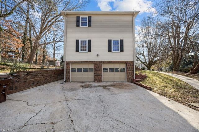 1706 Lazy Lane, High Point, NC 27265