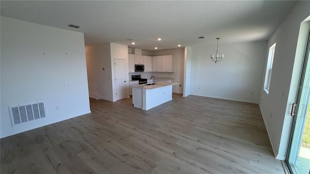 6205 SANDERS GROVE CIRCLE, Okahumpka, FL 34762