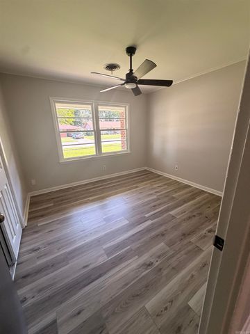 1801 BELMOOR Drive, Pine Bluff, AR 71601