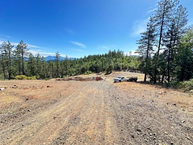 3300 Waldo Road, O'brien, OR 97534