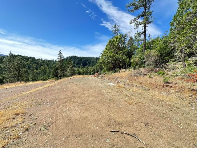 3300 Waldo Road, O'brien, OR 97534