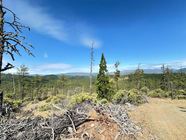 3300 Waldo Road, O'brien, OR 97534