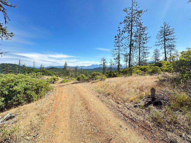 3300 Waldo Road, O'brien, OR 97534