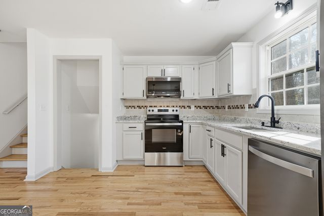 2151 Grayfield Drive, Grayson, GA 30017