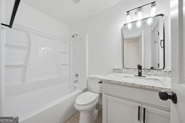 2151 Grayfield Drive, Grayson, GA 30017