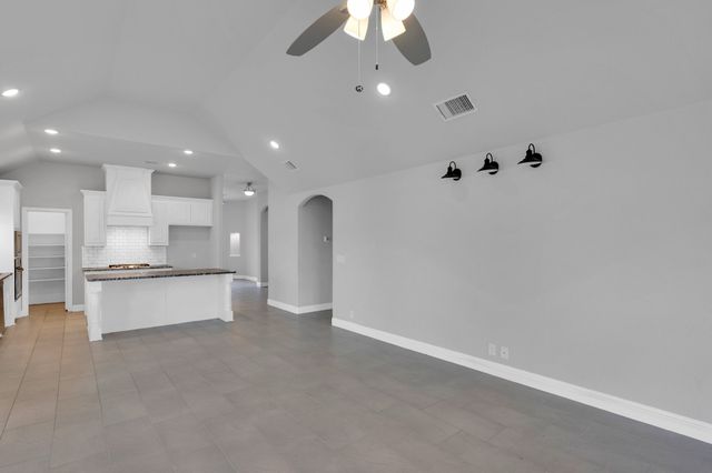 2111 Devonblue Drive, Forney, TX 75126