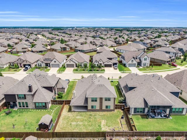 2111 Devonblue Drive, Forney, TX 75126