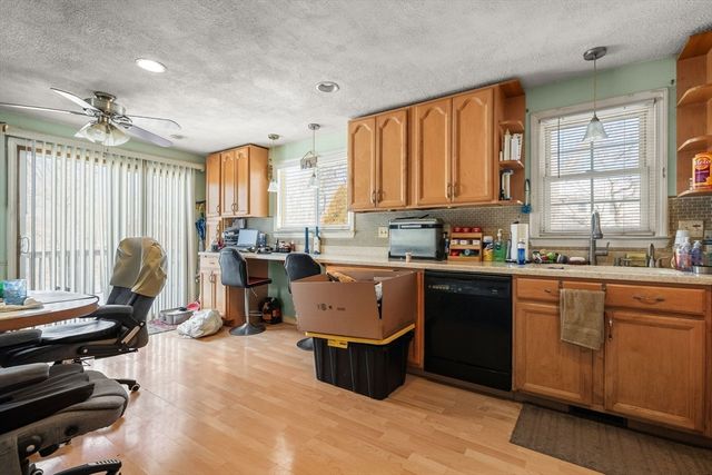 100 Concord St, Brockton, MA 02302