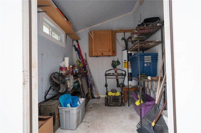 1023 S Fuqua St, Rockport, TX 78382