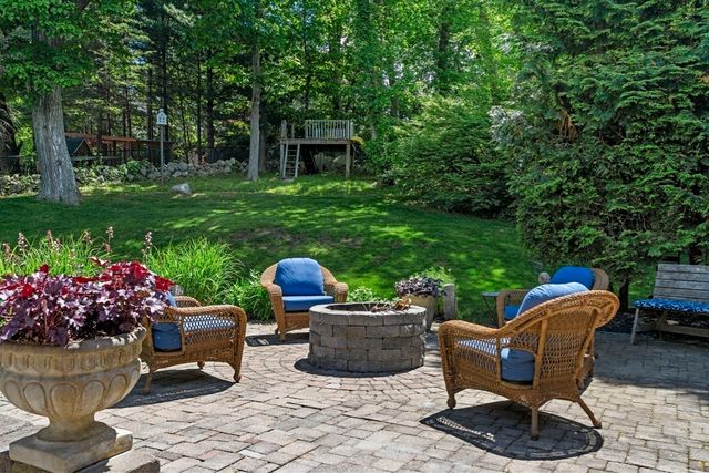 102 Riverside Circle, Marshfield, MA 02050