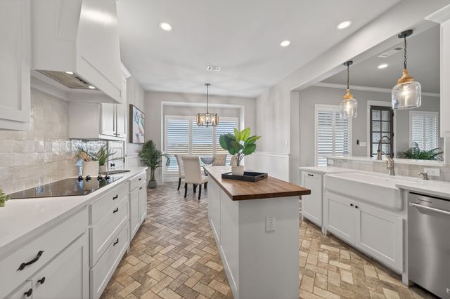 1570 Winding Creek Lane, Rockwall, TX 75032