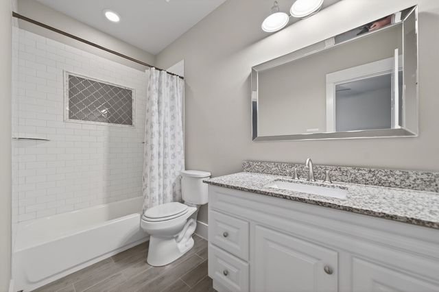 1570 Winding Creek Lane, Rockwall, TX 75032