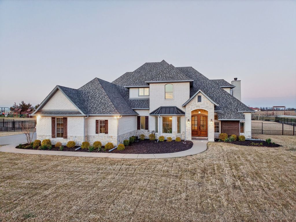 1570 Winding Creek Lane, Rockwall, TX 75032