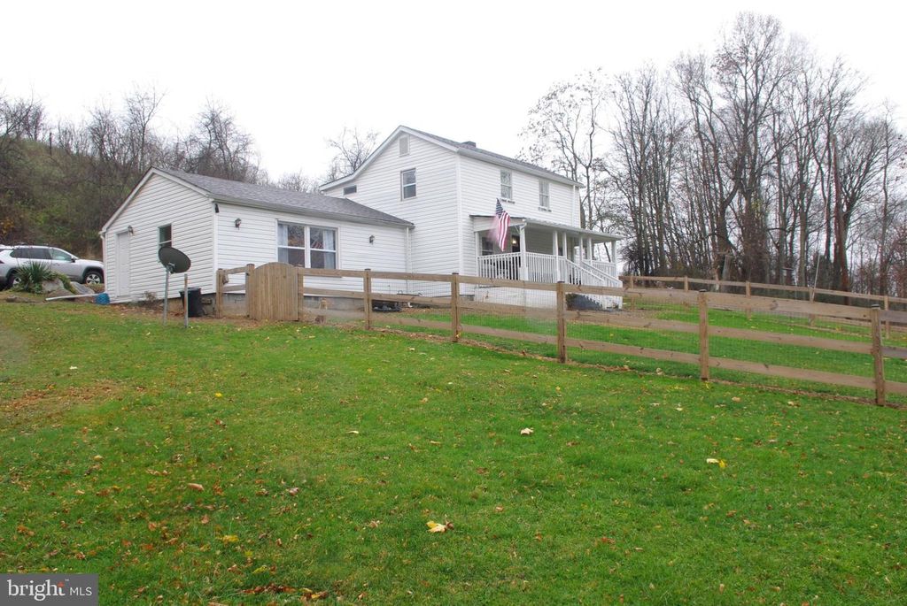 13467 ROUND TOP ROAD, Hancock, MD 21750