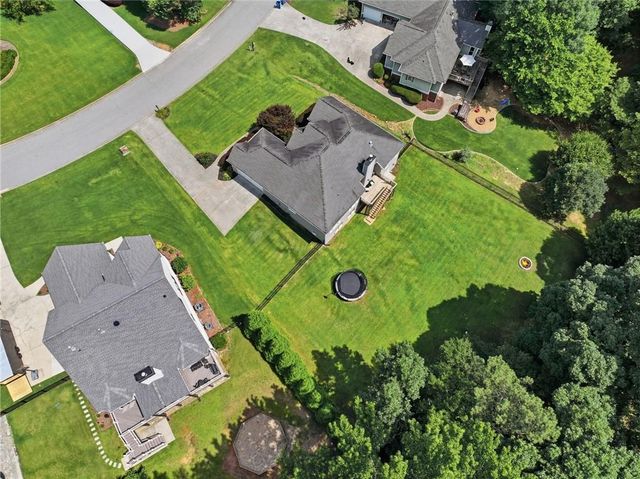 1825 Country Crest Way, Dacula, GA 30019