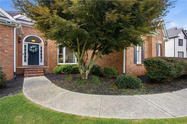 1825 Country Crest Way, Dacula, GA 30019