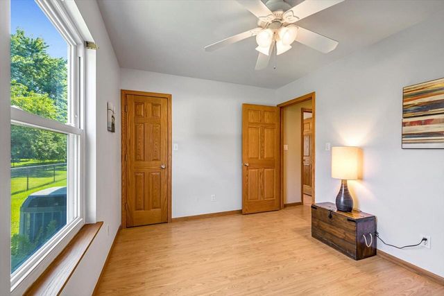 403 Poplar Grove DRIVE, Waterford, WI 53185