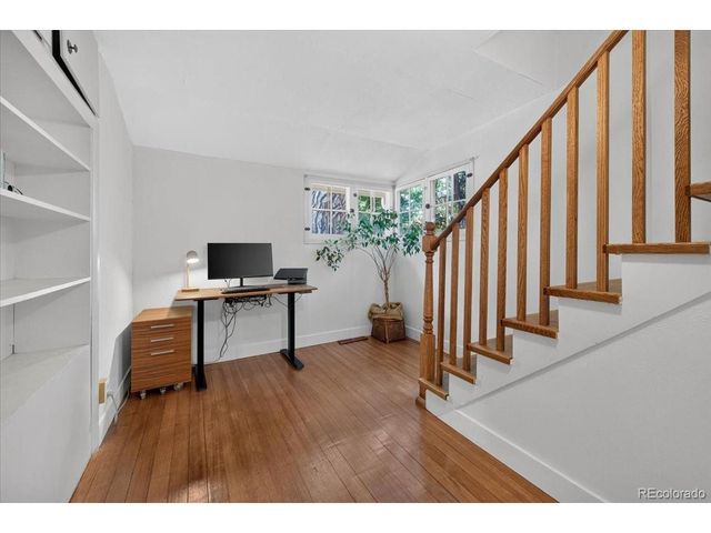345 Mountain View Ave, Longmont, CO 80501