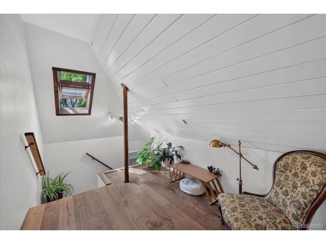 345 Mountain View Ave, Longmont, CO 80501
