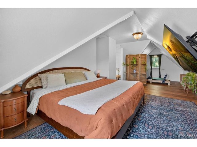 345 Mountain View Ave, Longmont, CO 80501
