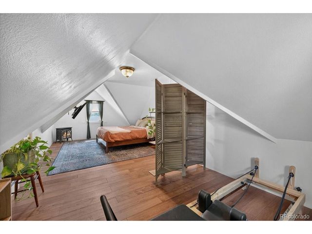 345 Mountain View Ave, Longmont, CO 80501