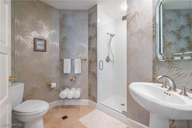 4151 Gulf Shore BLVD N 605, Naples, FL 34103