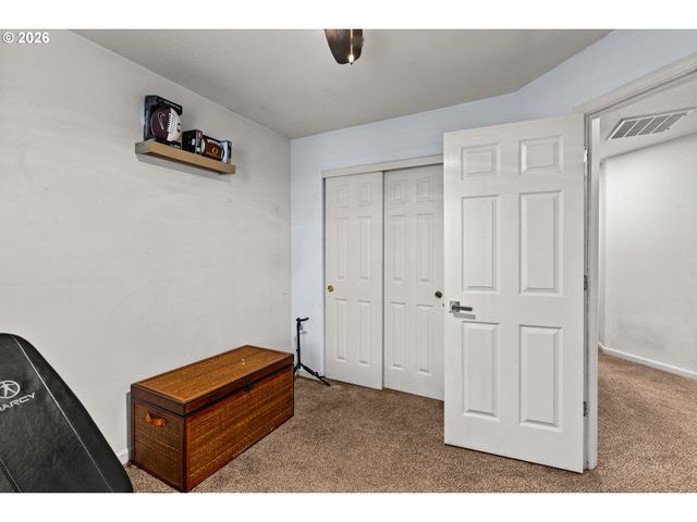 5524 AUSTIN Way, Eugene, OR 97402