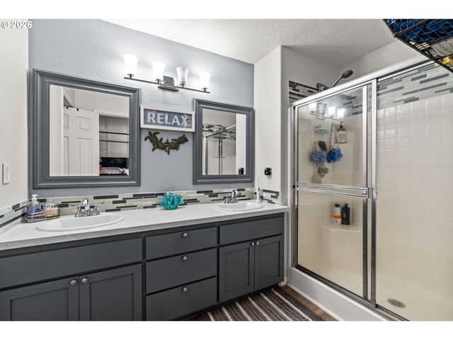 5524 AUSTIN Way, Eugene, OR 97402