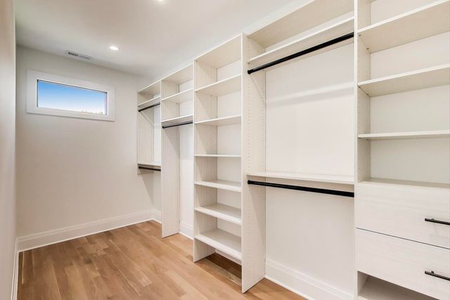 3846 N Bell Avenue, Chicago, IL 60618